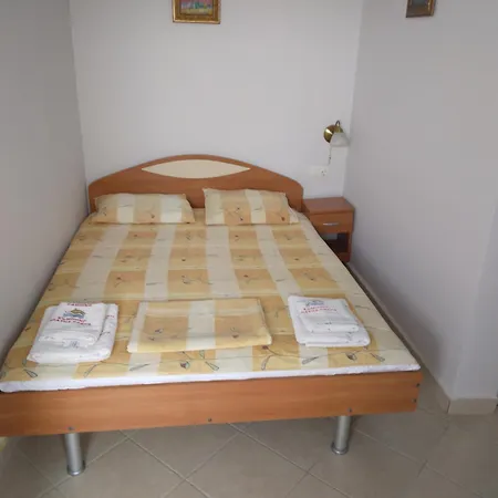 златна рибка Къмпинг Созопол