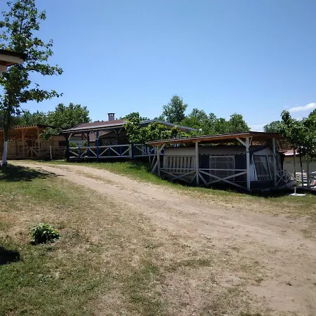 Camping Goldfish Campsite