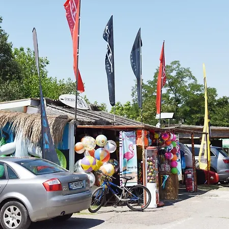 Κάμπινγκ Camping Goldfish Σωζόπολη
