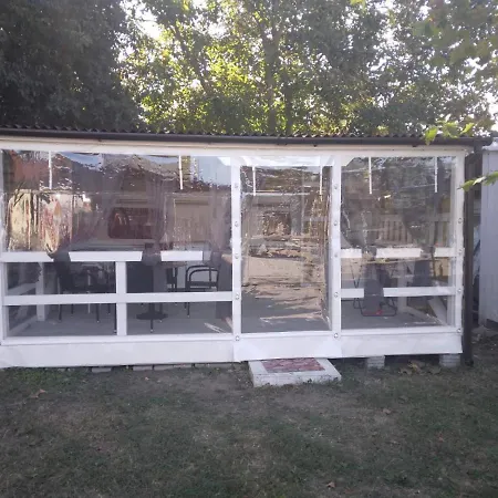 Camping Goldfish Κάμπινγκ Σωζόπολη