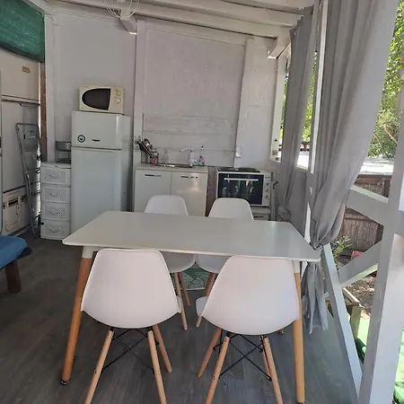 Κάμπινγκ Camping Goldfish Σωζόπολη